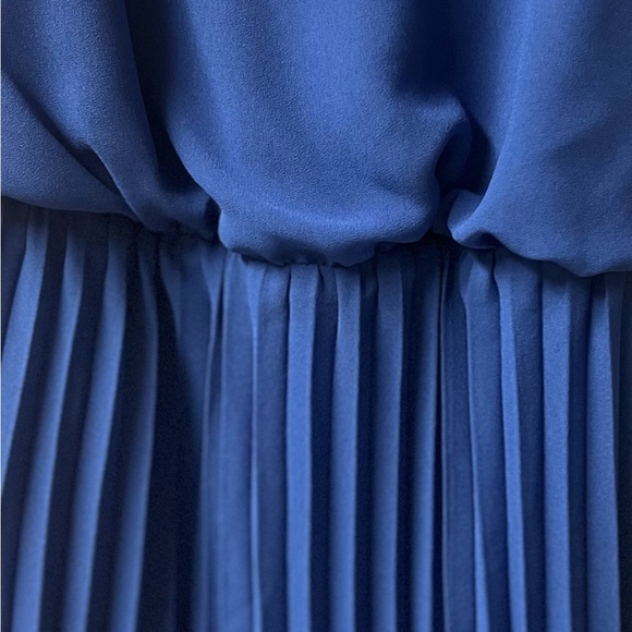 NWT Sam Edelman Blue Pleated Halter Midi Dress - Size 8 - Picture 9 of 11